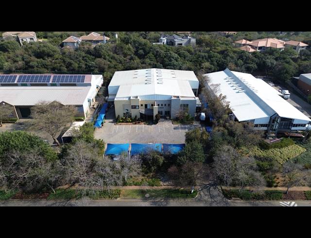 1,895M² WAREHOUSE TO LET IN KYALAMI
